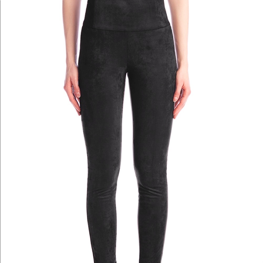 “I Love Tyler Madison” 💙 Leggings - the Quinn - size M NAVY
